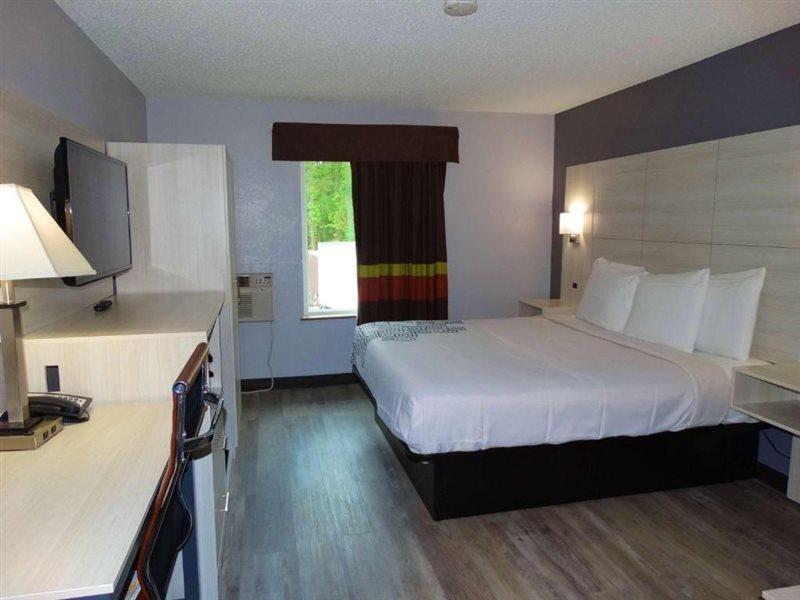 Days Inn By Wyndham Savannah Gateway I-95 Georgetown Zewnętrze zdjęcie