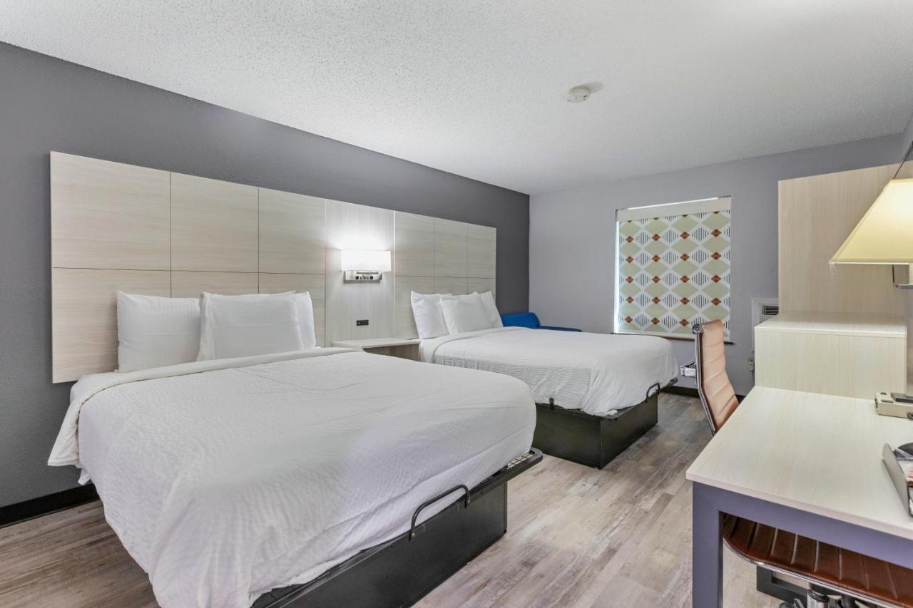 Days Inn By Wyndham Savannah Gateway I-95 Georgetown Zewnętrze zdjęcie