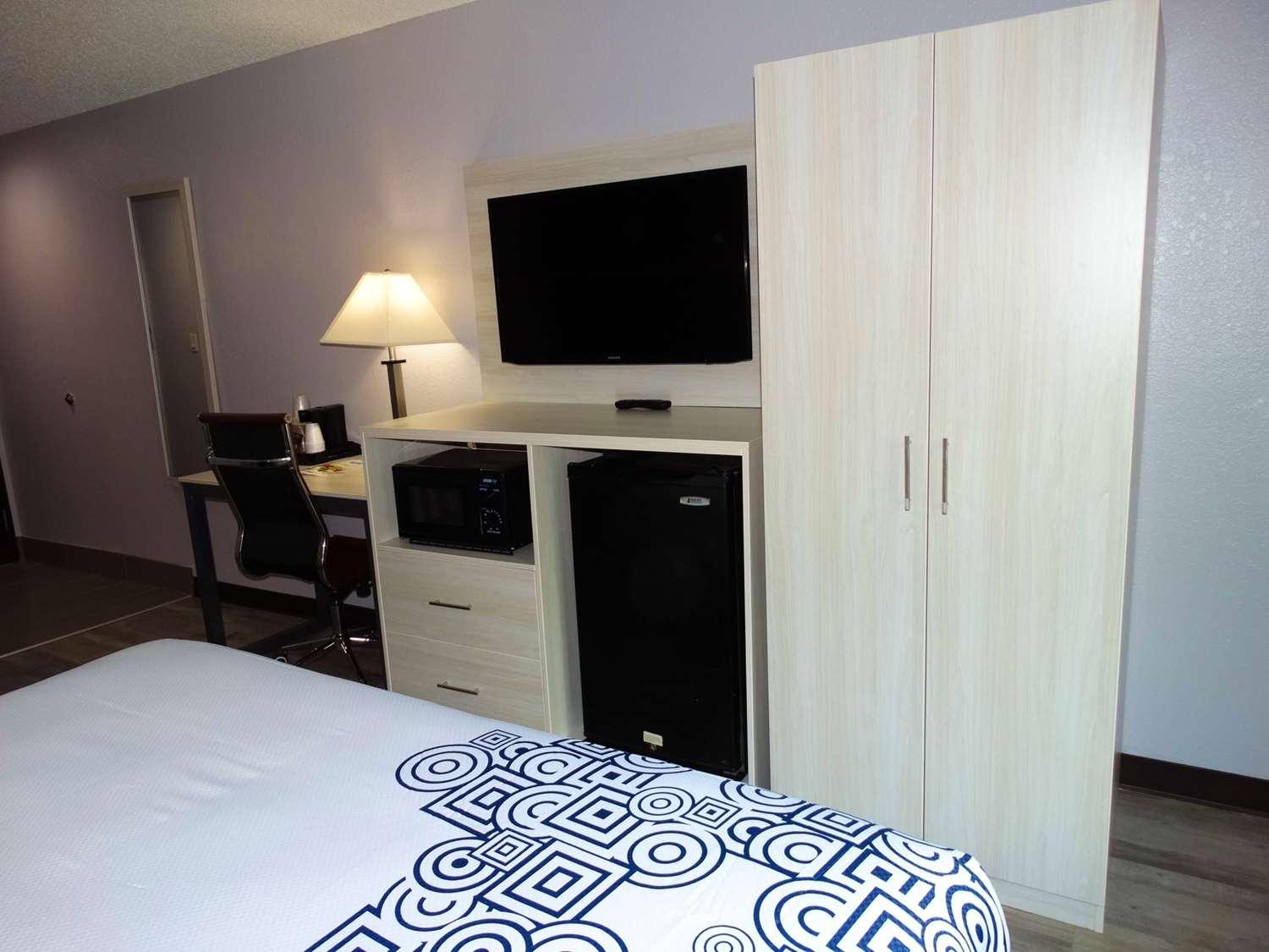 Days Inn By Wyndham Savannah Gateway I-95 Georgetown Zewnętrze zdjęcie
